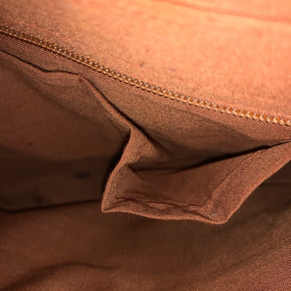 Straw Shoulder Tote - Picture 7 of 11